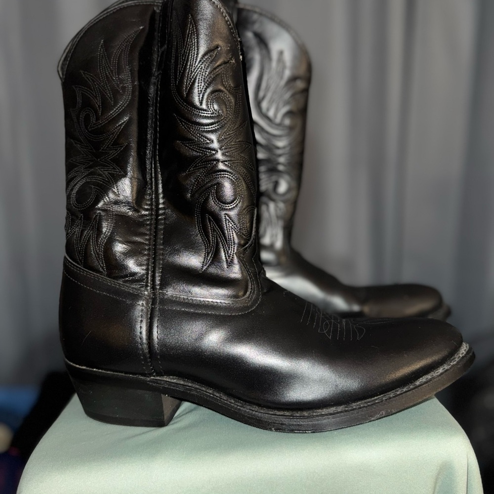 Laredo Black Cowboy Western Boots Classic Leather